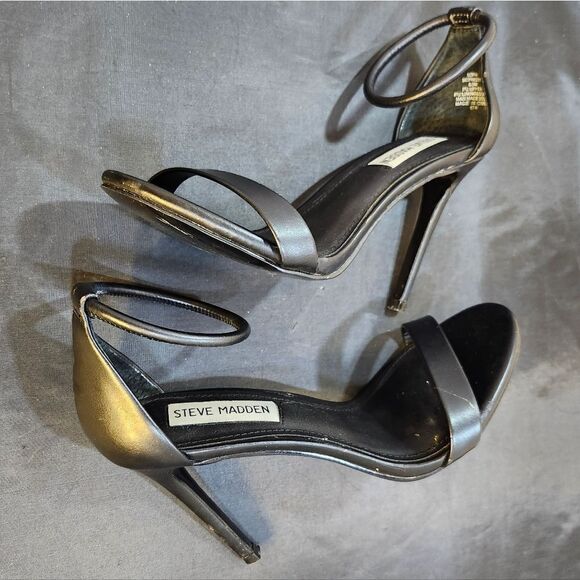 STEVE MADDEN ALMOND TOE ANKLE STRAP SANDAL - Picture 9 of 15